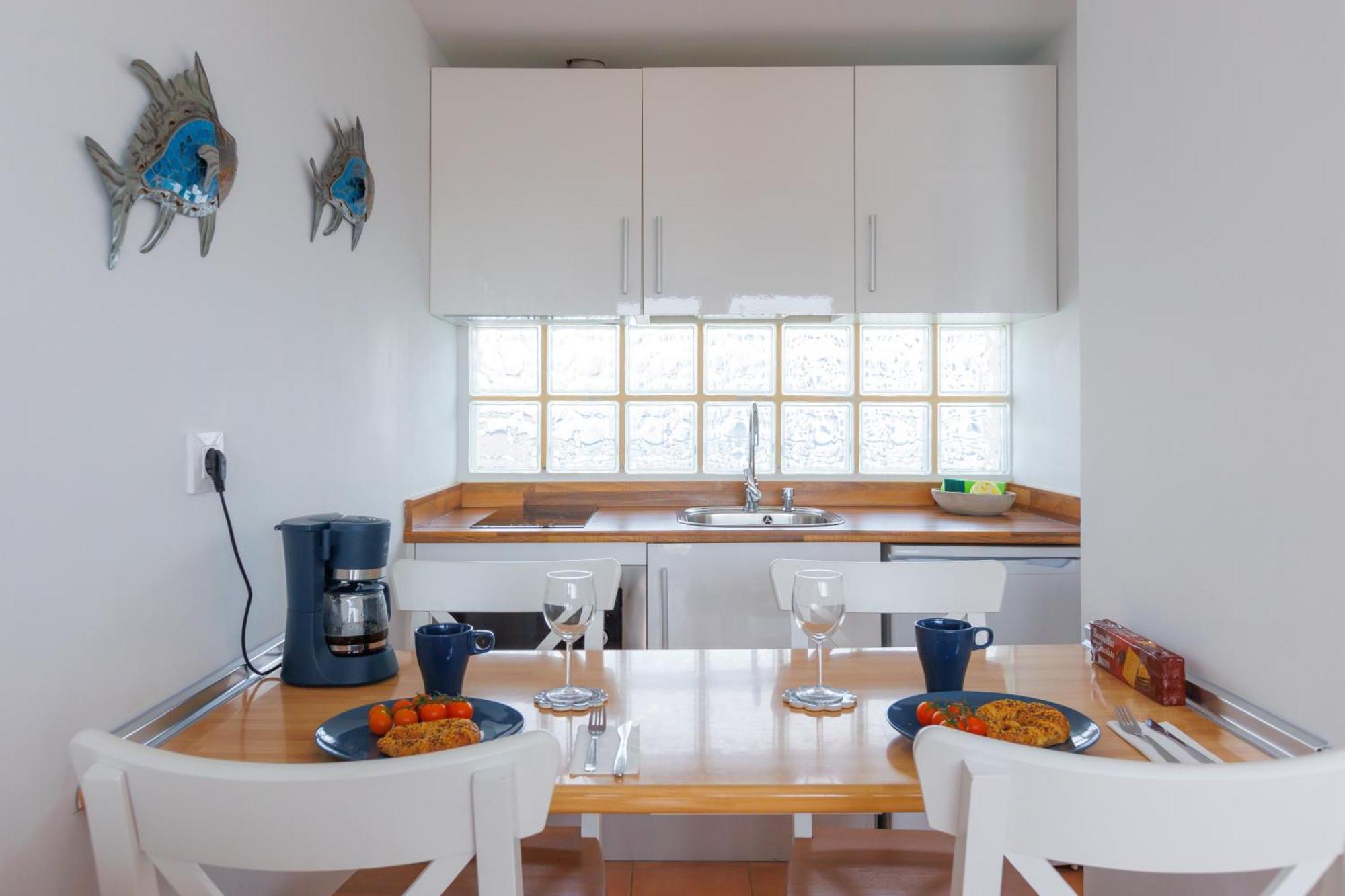 Astarita Sun Apartment กอสตากาลมา ภายนอก รูปภาพ